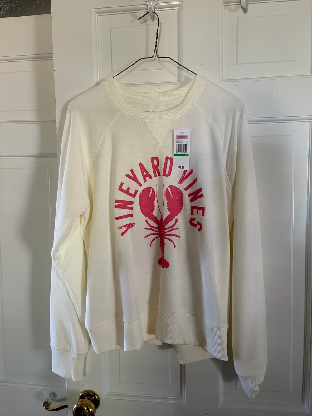 Vineyard Vines Cream Crewneck with Red Lobster sweatshirt NWT L